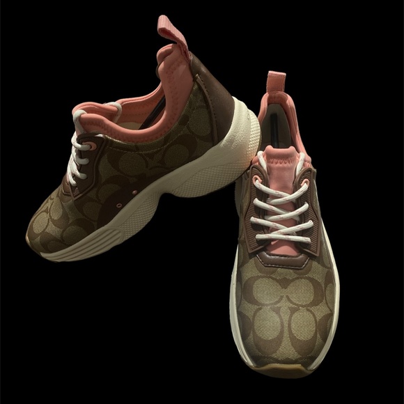 Coach Tech Runners - Picture 3 of 4